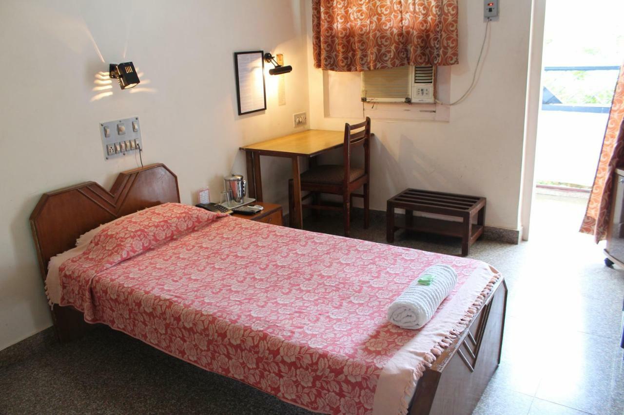 Ywca International Centre Otel Mumbai Dış mekan fotoğraf