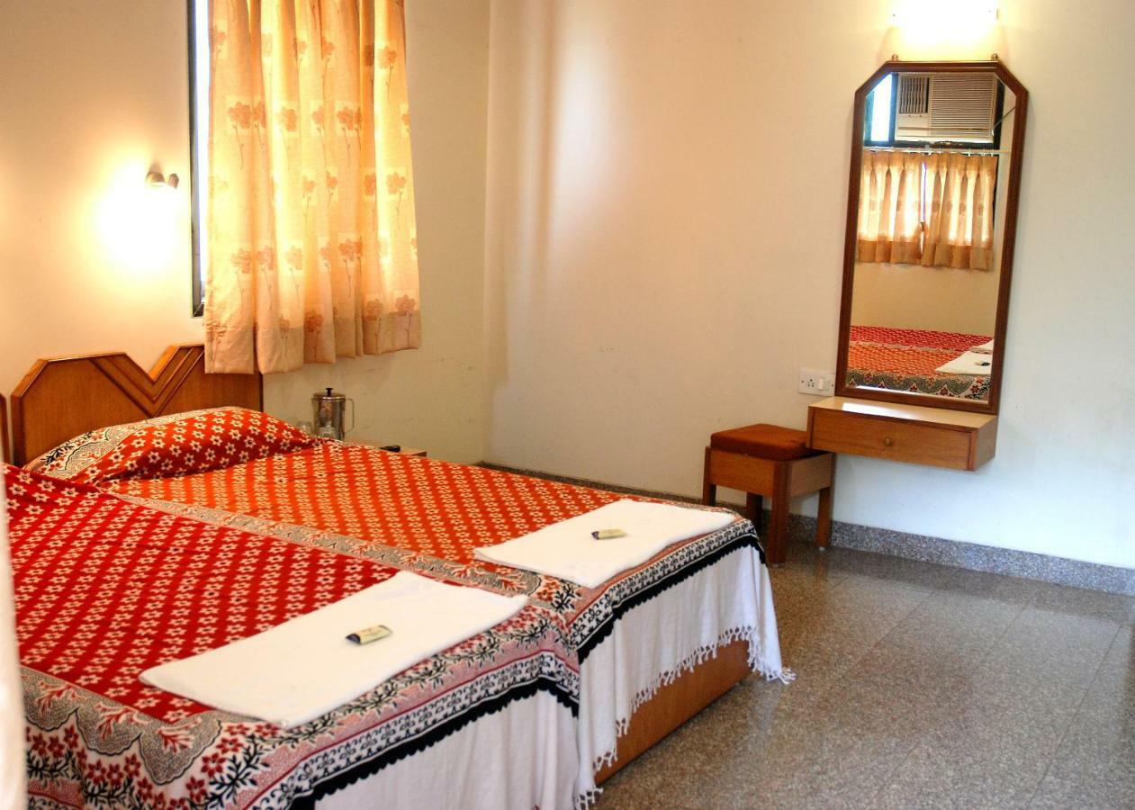 Ywca International Centre Otel Mumbai Dış mekan fotoğraf