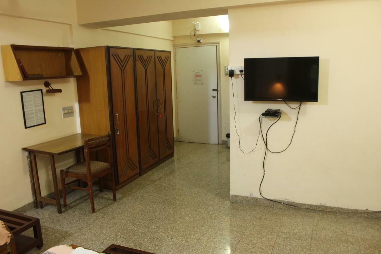 Ywca International Centre Otel Mumbai Dış mekan fotoğraf
