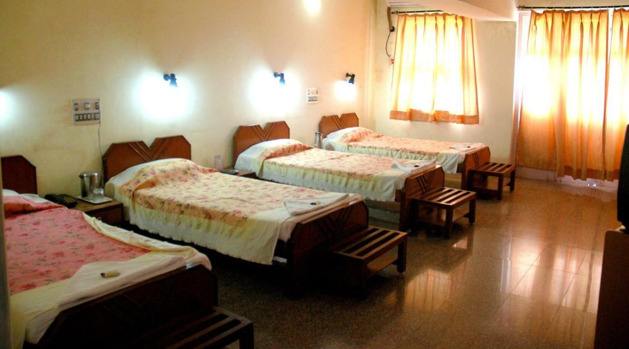Ywca International Centre Otel Mumbai Dış mekan fotoğraf