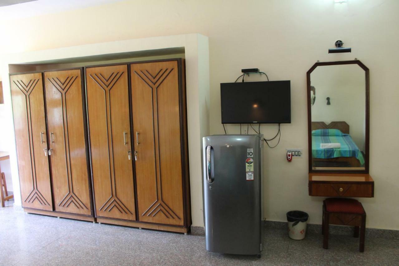 Ywca International Centre Otel Mumbai Dış mekan fotoğraf