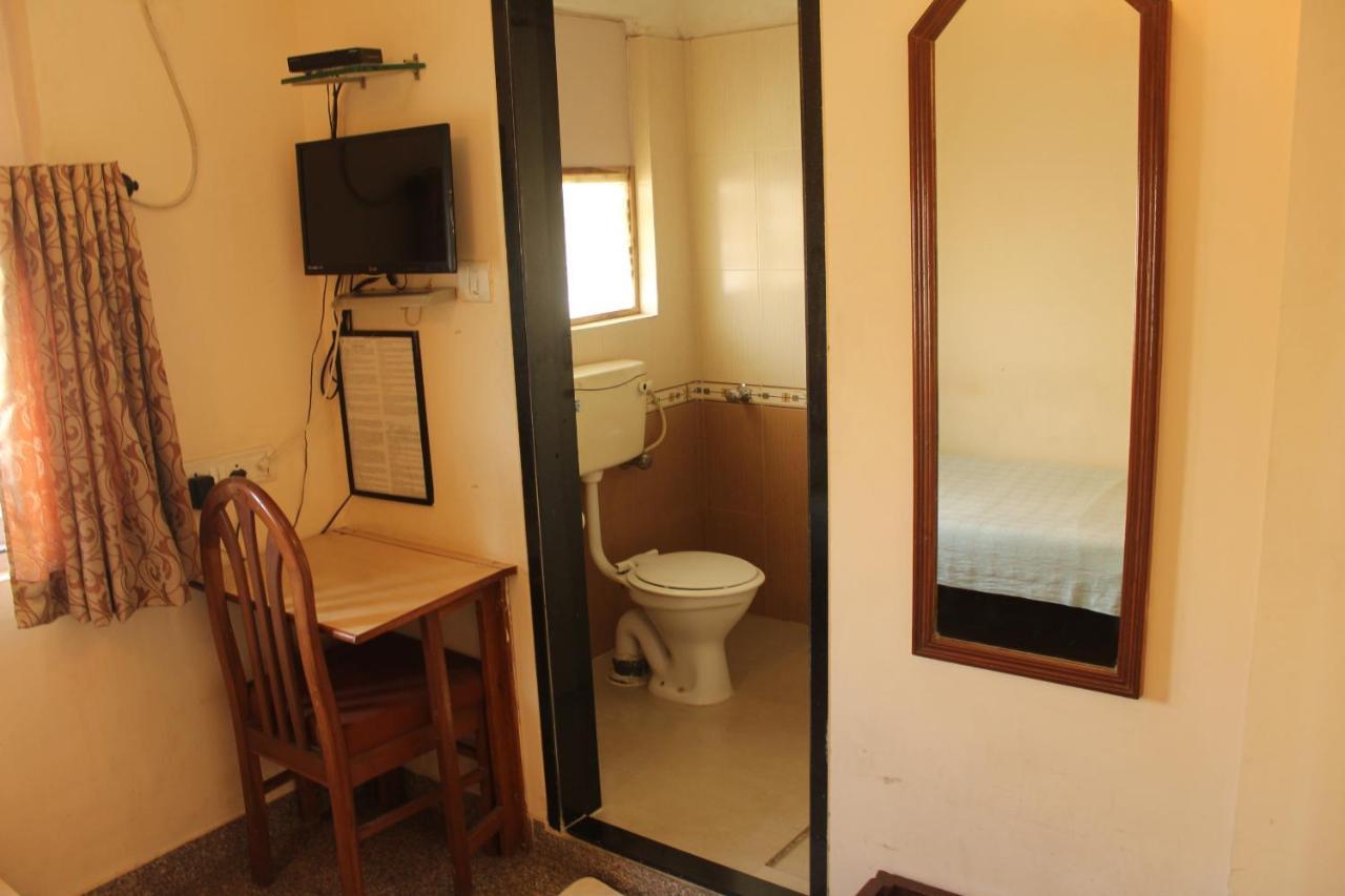 Ywca International Centre Otel Mumbai Dış mekan fotoğraf
